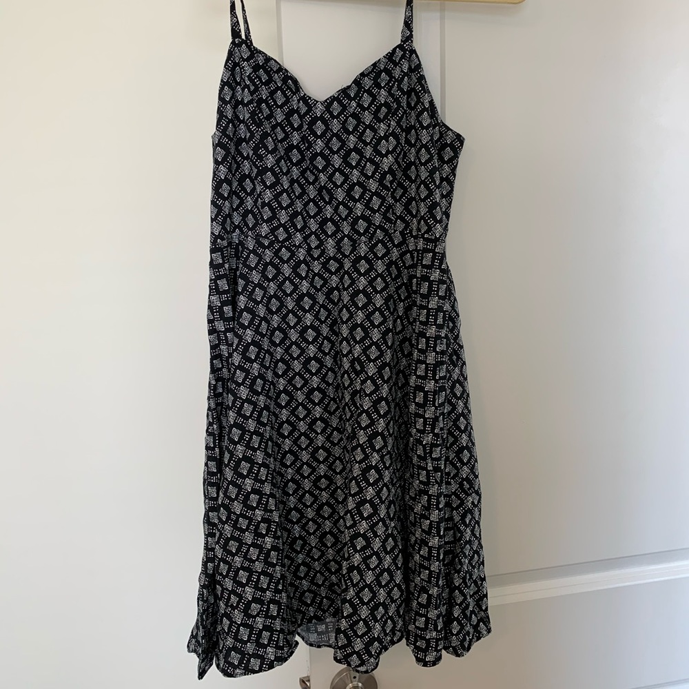 Old Navy Black & White Dress